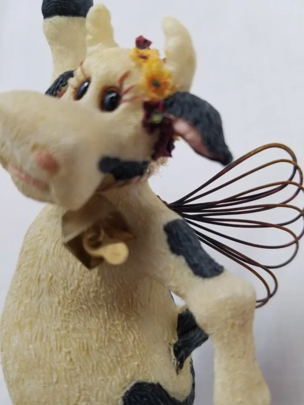 Boyds Bears and Friends Holy Cow DISCO 1st Edition #645 Bobble Cow Angel 2003